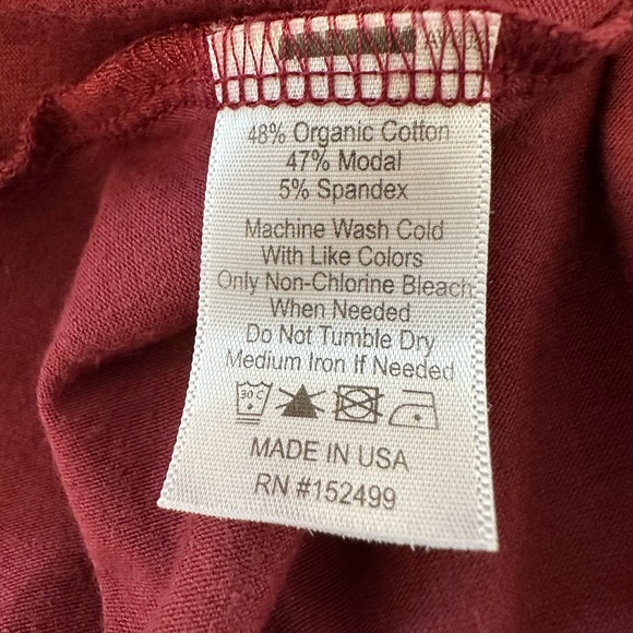 Amour Vert Casual Fit and Flare A-Line Maroon Organic Cotton Modal Dress - Picture 5 of 7